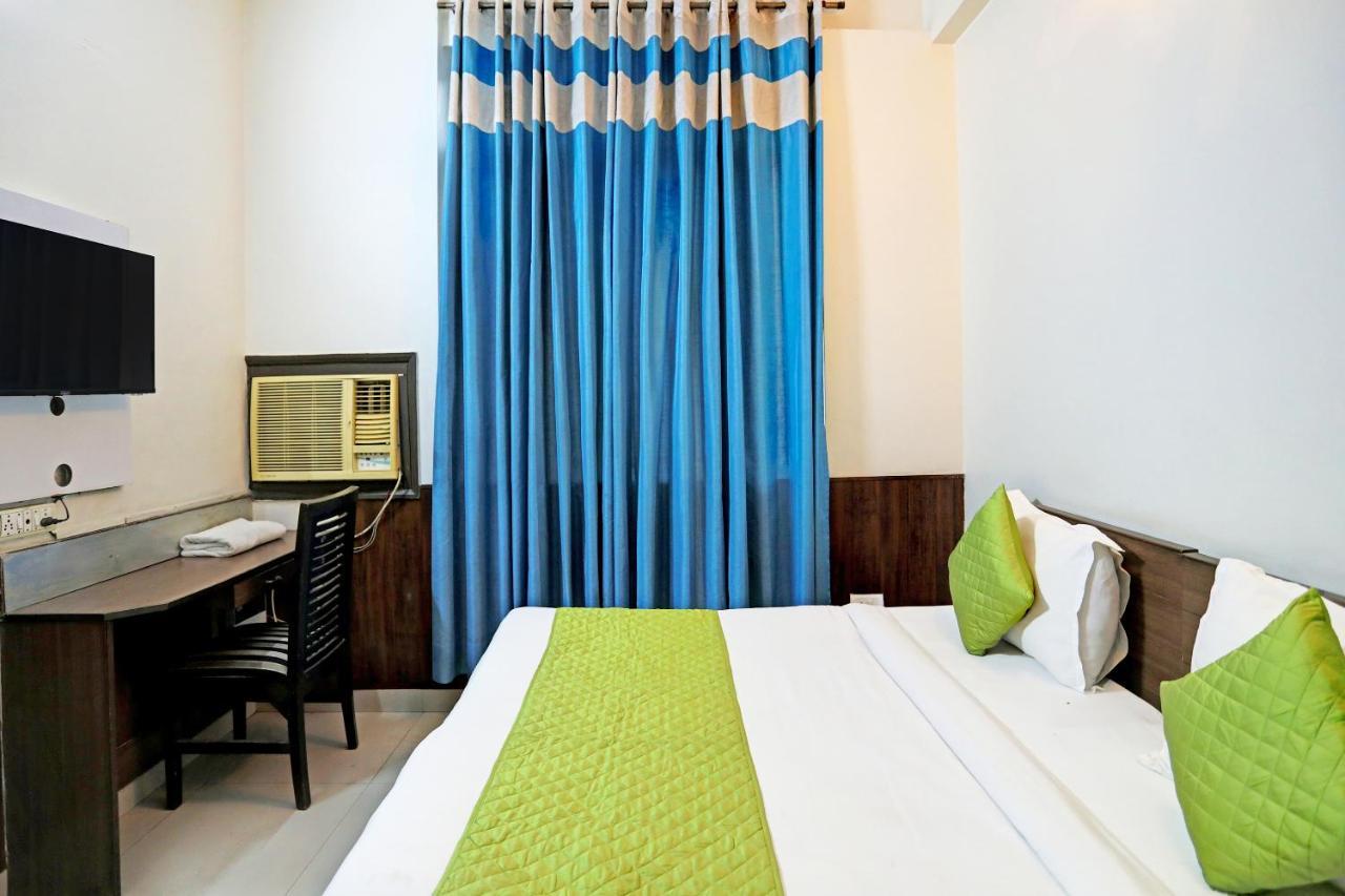 Hotel Grand Tushar - Ghaziabad Railway Station Экстерьер фото